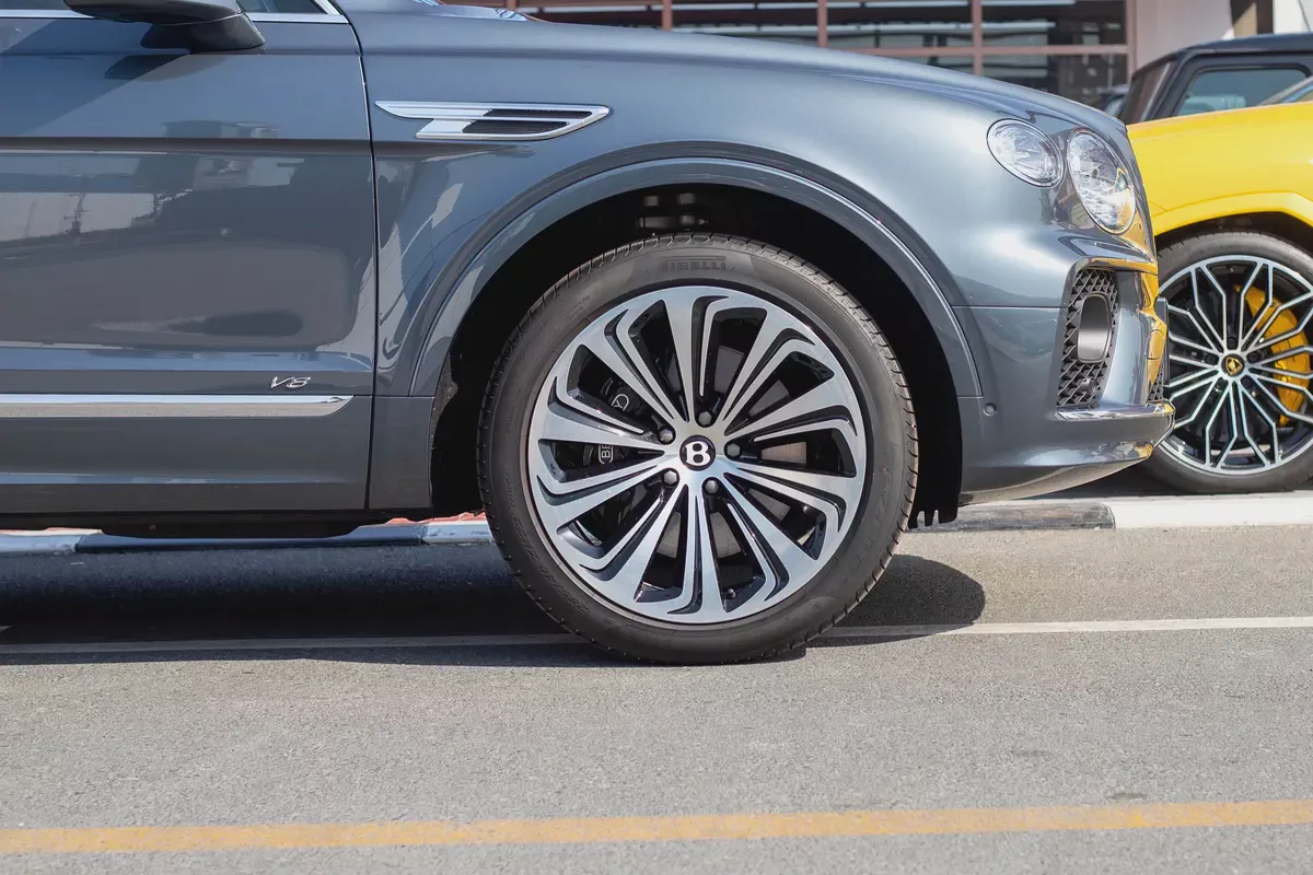 Bentley Bentayga 2021 | 7,350km | Under Warranty-7-7
