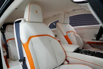 Rolls-Royce Spectre 2024-8