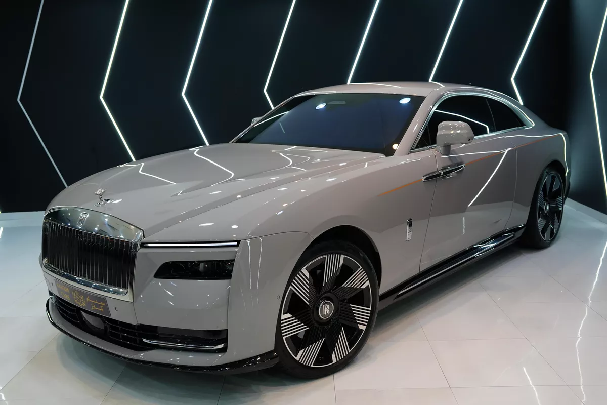 Rolls-Royce Spectre 2024