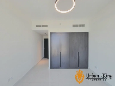 Brand New Building & Close Kitchen | Elegant Water View with Balcony-4