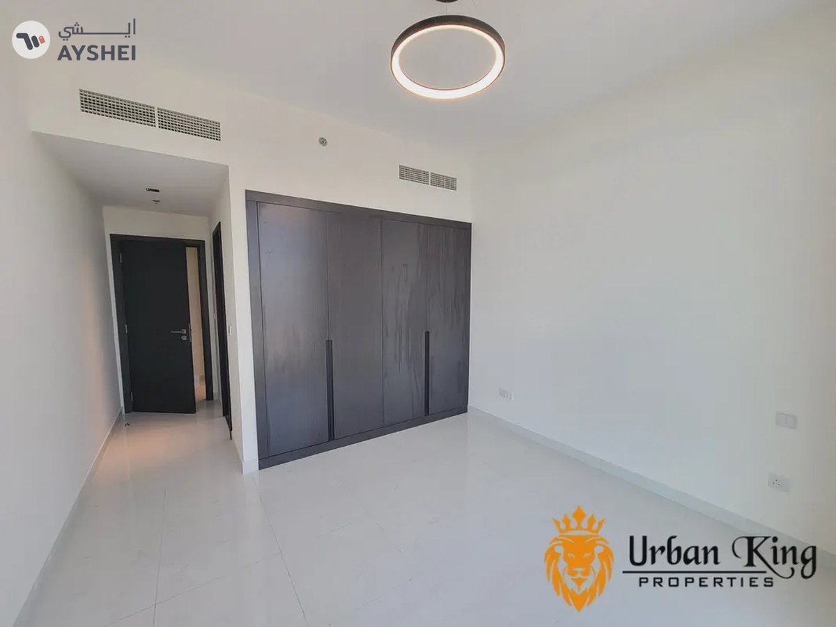 Brand New Building & Close Kitchen | Elegant Water View with Balcony-6-6