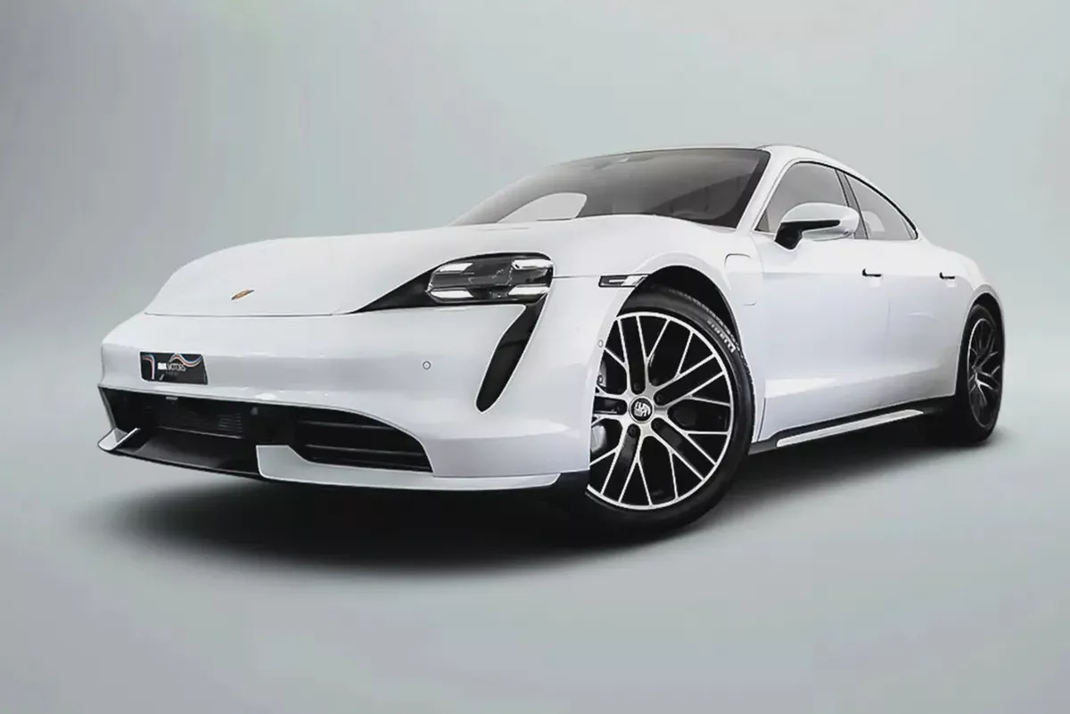 AED 5,797 / 60 months | 0% DP | 2020 Porsche Taycan Turbo / Full Porsche Service History-3-3