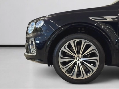 AED 11,660 P.M | 0% DOWN PAYMENT | BENTLEY BENTAYGA AZURE FIRST EDITION | 4.0L V8 | FULL AGENCY SERV-11