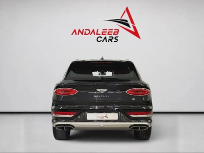 AED 11,660 P.M | 0% DOWN PAYMENT | BENTLEY BENTAYGA AZURE FIRST EDITION | 4.0L V8 | FULL AGENCY SERV-2
