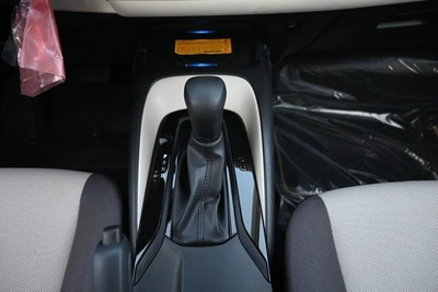 TOYOTA COROLLA 1.6L PETROL 2026-8