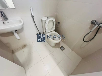 Spacious, Luxury 4 Bedroom Corner Villa, Near Park with Study Room/Majlis, Available For Rent-21