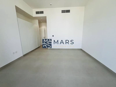 Spacious, Luxury 4 Bedroom Corner Villa, Near Park with Study Room/Majlis, Available For Rent-6