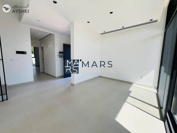 Spacious, Luxury 4 Bedroom Corner Villa, Near Park with Study Room/Majlis, Available For Rent