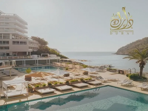 Iconic Sea View_4MIN TO CASINO_PRIVATE BEACH_Beachfront living