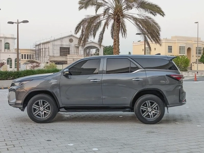 TOYOTA FORTUNER 2018 FACELIFTED 2025 V4 2.7L GCC IN EXCELLENT CONDITION-15
