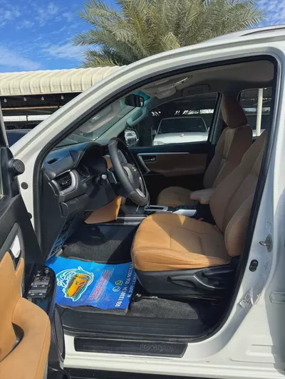 TOYOTA FORTUNER GXR V6 ORIGINAL PAINT-6