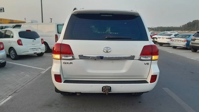 Toyota Land Cruiser GXR 2009 | GCC Specs | Well Maintained-7