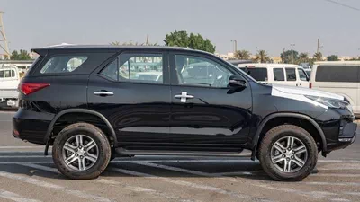Toyota Fortuner EXR Toyota Fortuner 2.4L Diesel V4 4x4 2024 Automatic-3