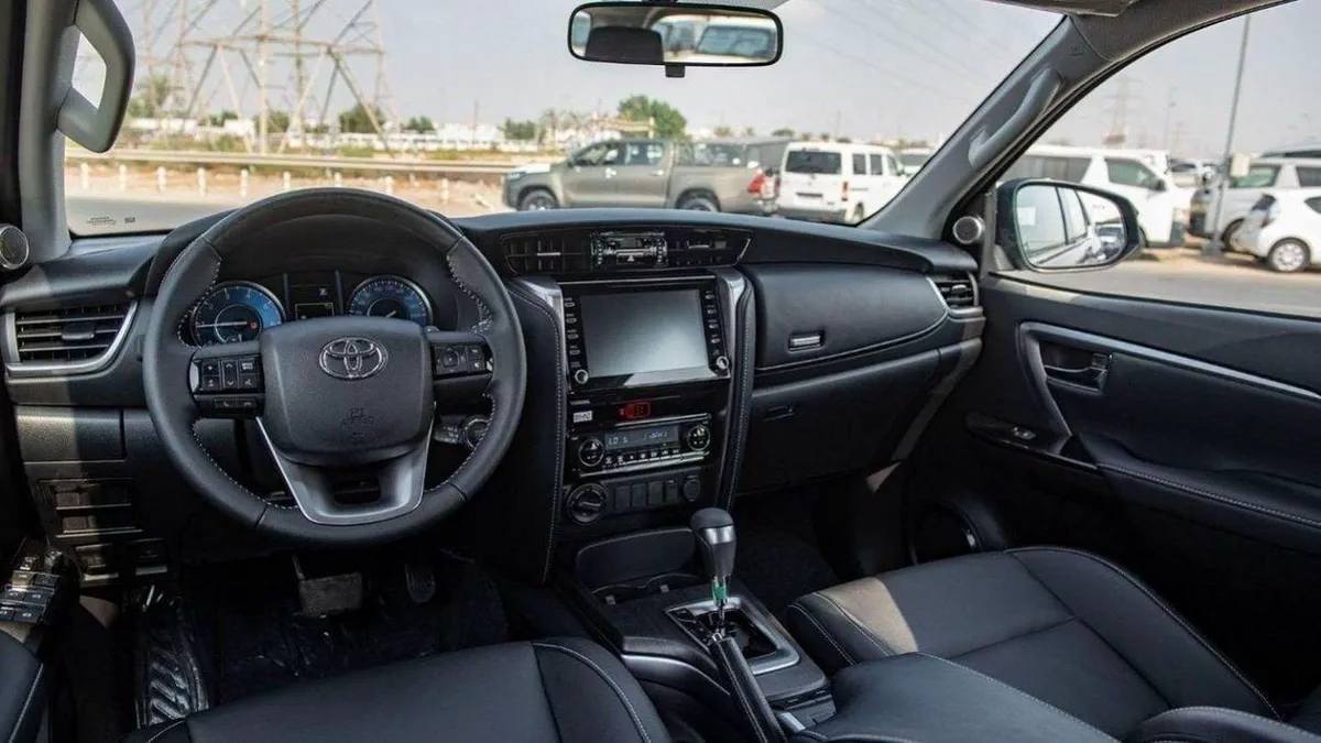 Toyota Fortuner EXR Toyota Fortuner 2.4L Diesel V4 4x4 2024 Automatic-9-0