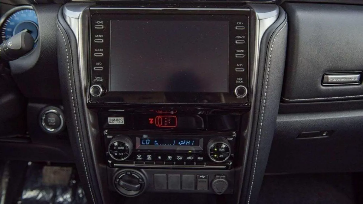Toyota Fortuner EXR Toyota Fortuner 2.4L Diesel V4 4x4 2024 Automatic-13-0