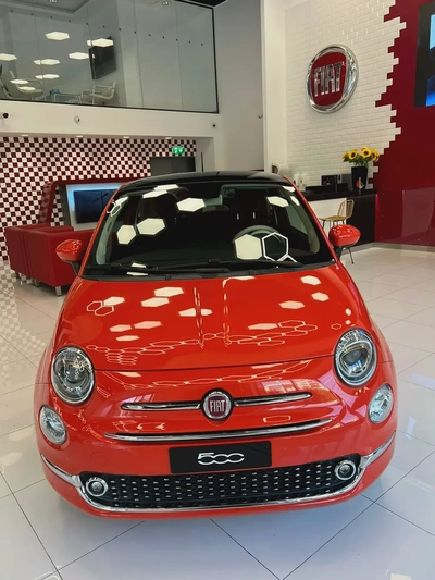 Fiat 500 Dolce Vita Hatchback 1.4L-3