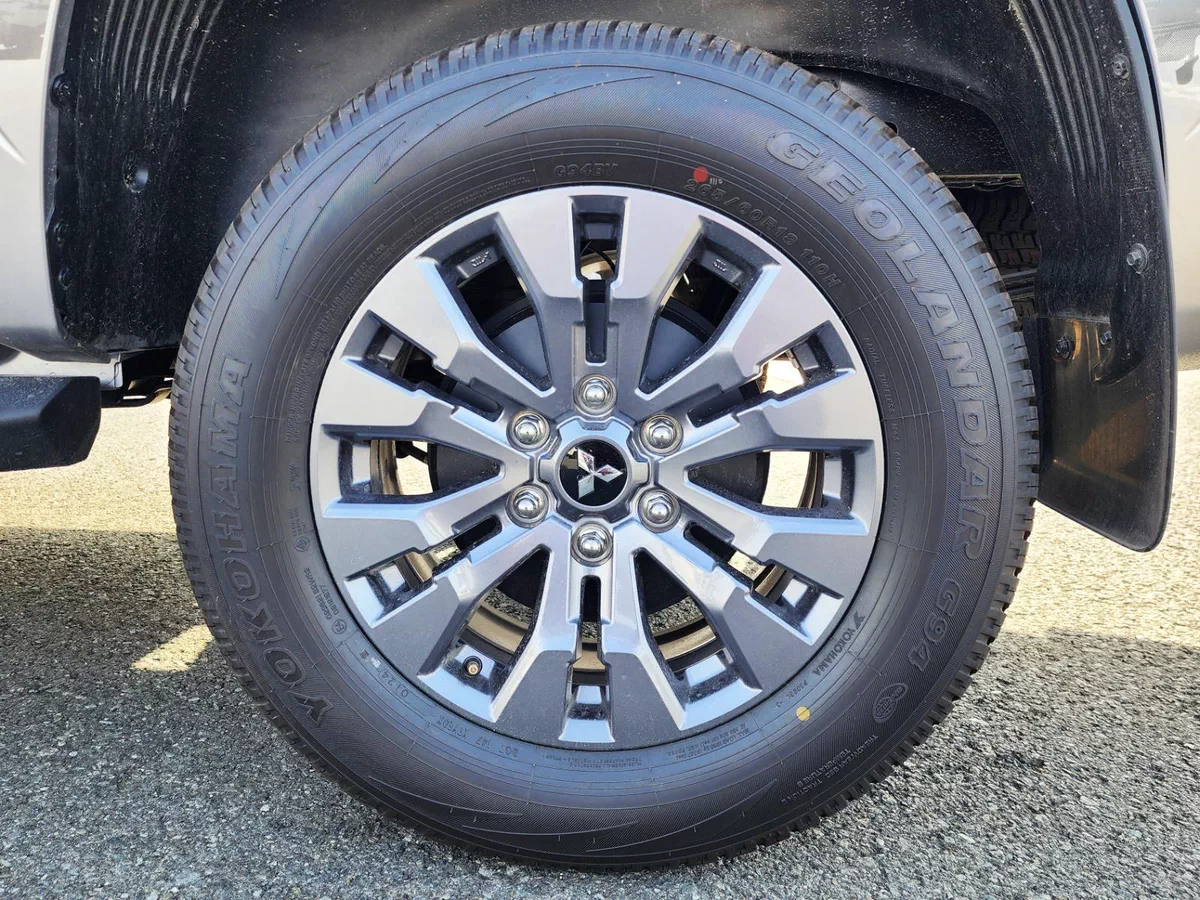 New 2026 Mitsubishi L200-6-6