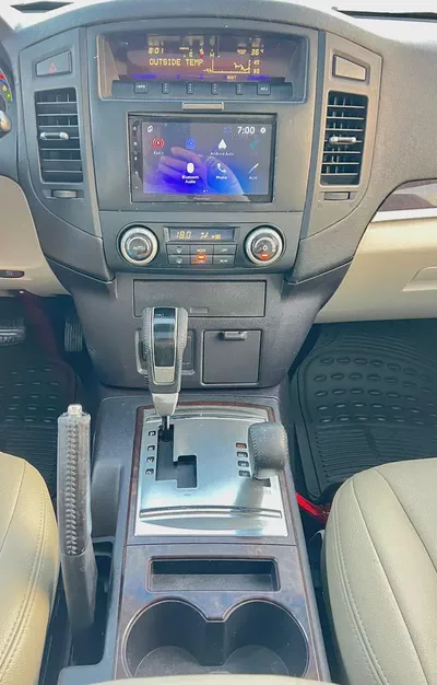 Mitsubishi Pajero 2010 GLS Top Line | GCC Specs | Clean Condition-11