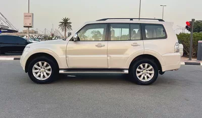 Mitsubishi Pajero 2010 GLS Top Line | GCC Specs | Clean Condition-4