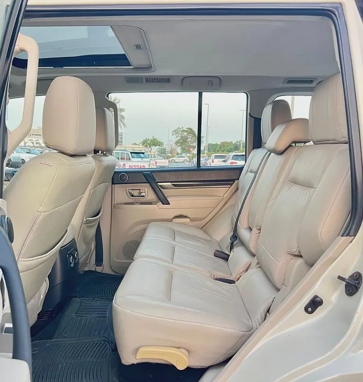 Mitsubishi Pajero 2010 GLS Top Line | GCC Specs | Clean Condition-17-17