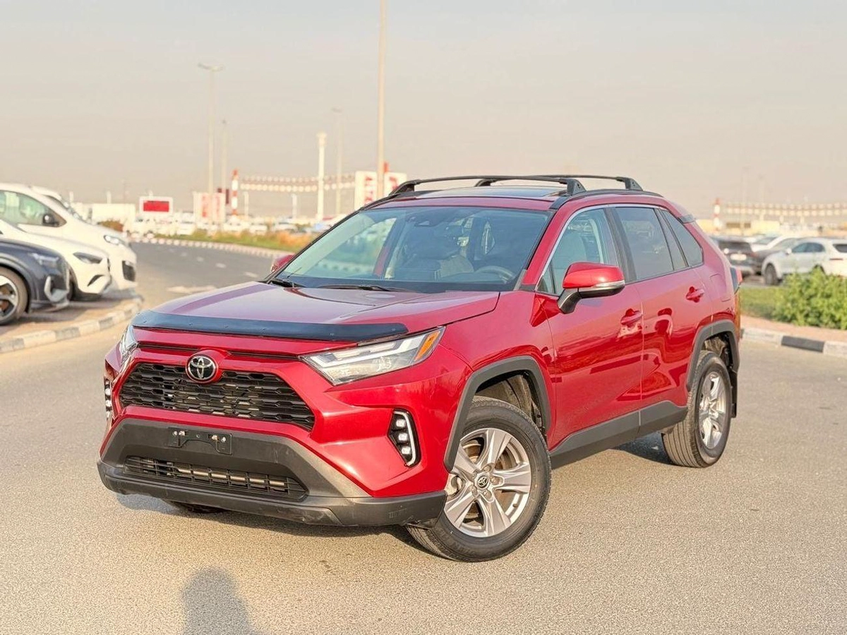 Toyota RAV4 XLE 2.5L AWD Full option 2023-12-12