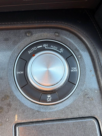 Nissan Armada SV (NON GCC) 4WD SV 2021 5.6L-8