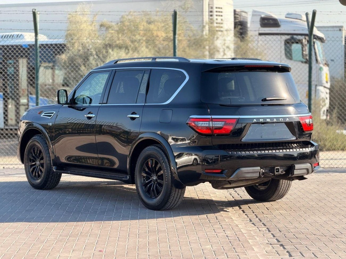 Nissan Armada SV (NON GCC) 4WD SV 2021 5.6L-11-0