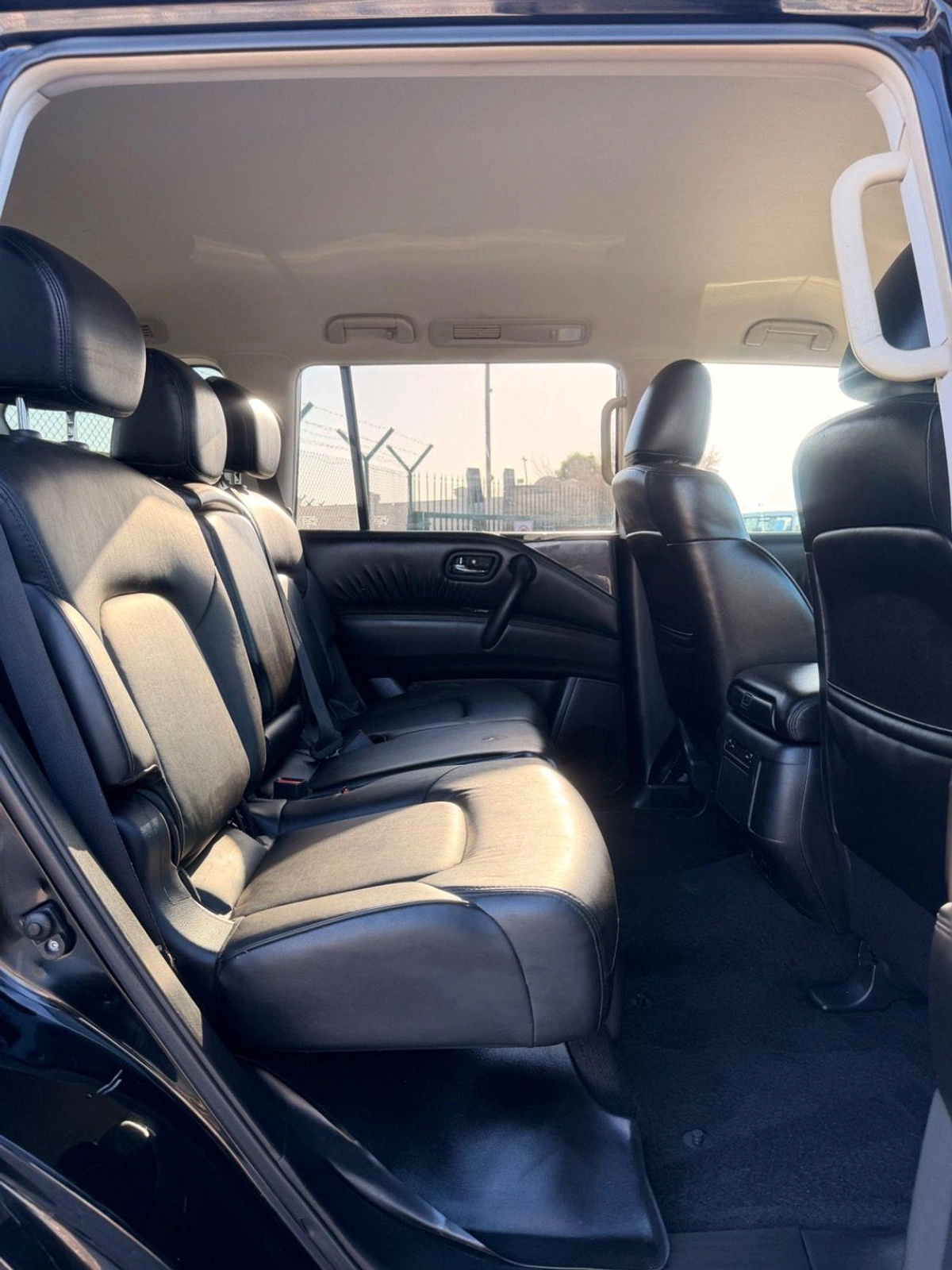 Nissan Armada SV (NON GCC) 4WD SV 2021 5.6L-14-0
