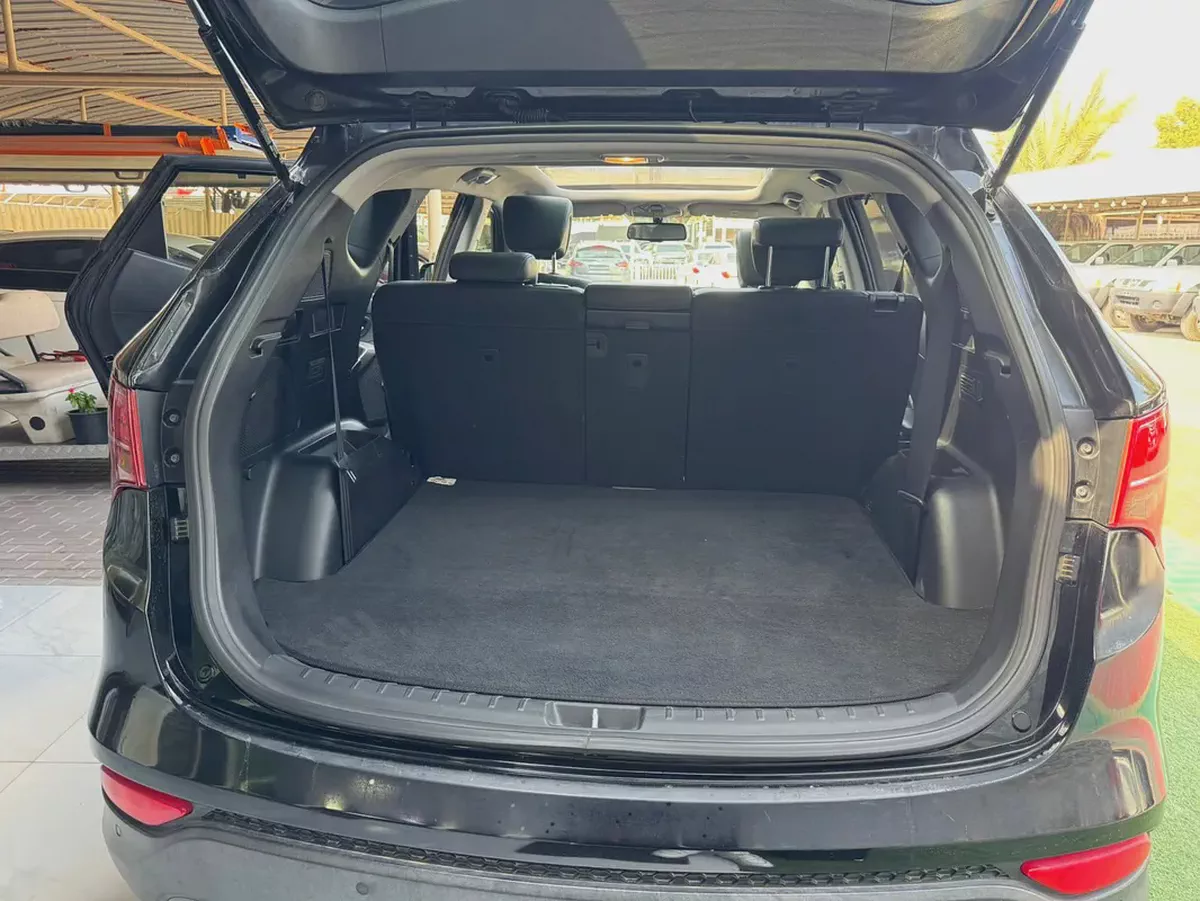 Hyundai Santa Fe Limited 2014 - GCC Specs - Excellent Condition-10-10