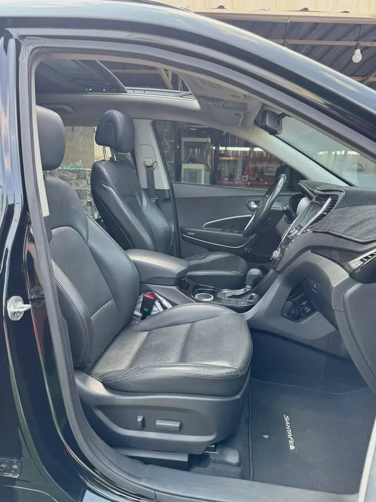 Hyundai Santa Fe Limited 2014 - GCC Specs - Excellent Condition-12-12