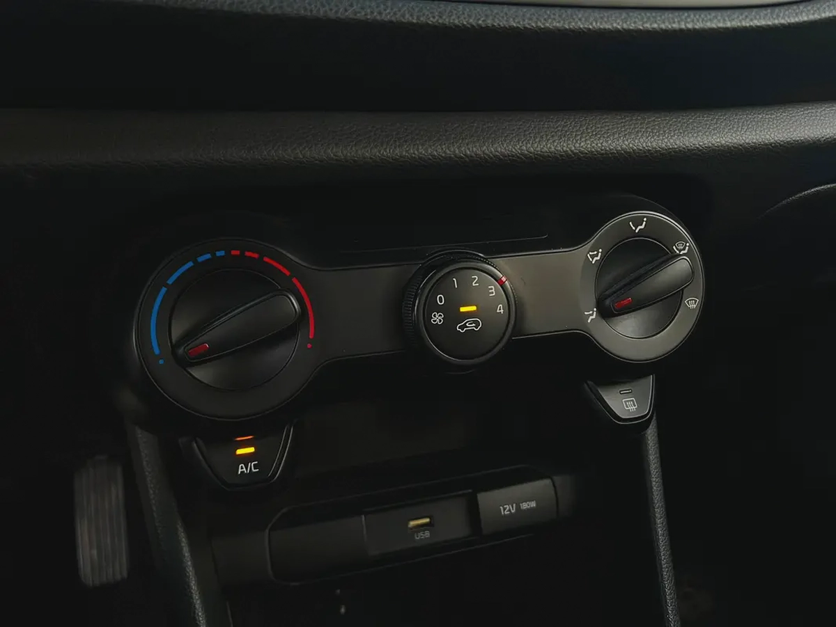 2023 Kia Picanto | V4 | GCC | Screen, Camera | Clean | Ref#1150-14-14
