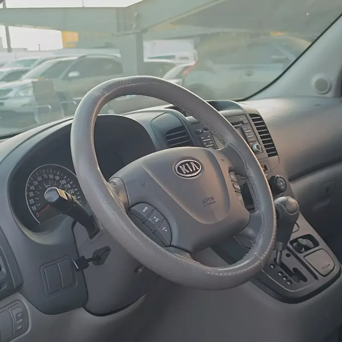 Kia Sedona 2012 | American Specs | Spacious Family Minivan-8-8
