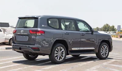 Toyota Land Cruiser GXR LAND CRUISER GXR GCC 3.5L TWIN TYRBO-5