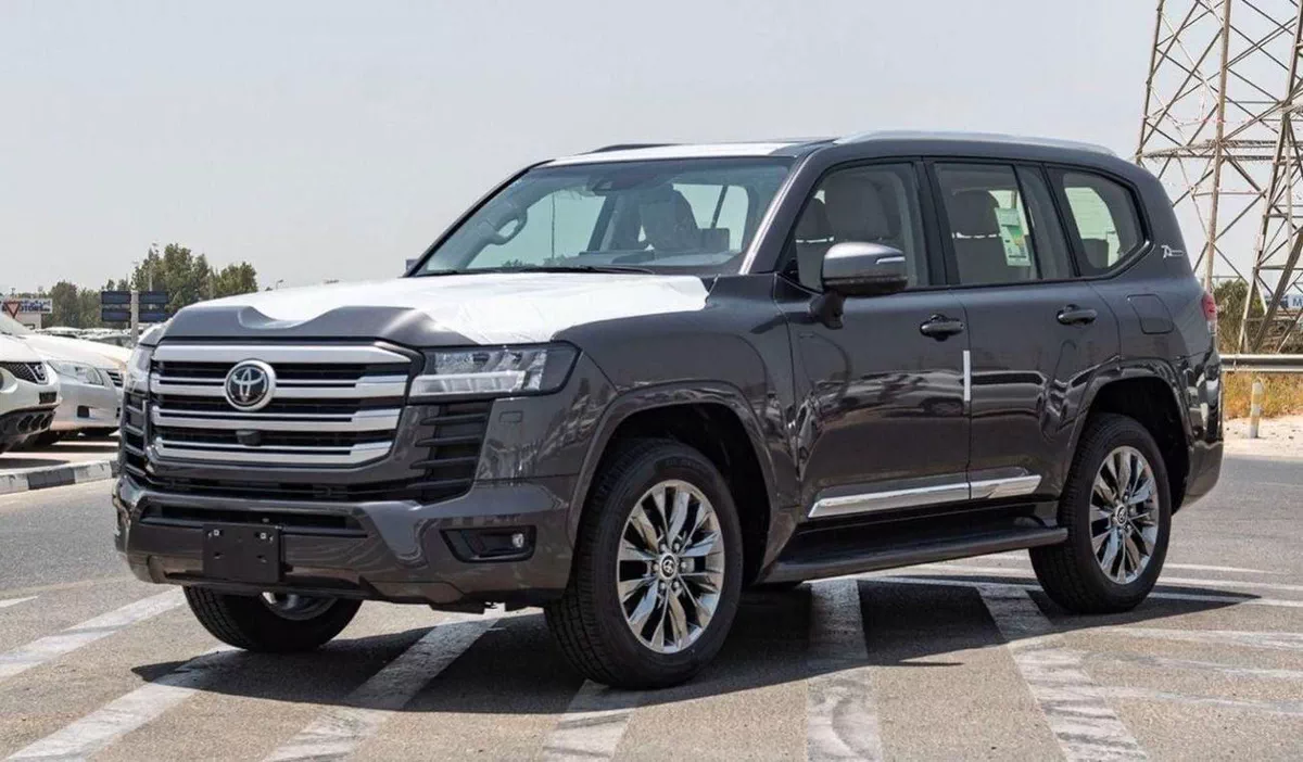 Toyota Land Cruiser GXR LAND CRUISER GXR GCC 3.5L TWIN TYRBO