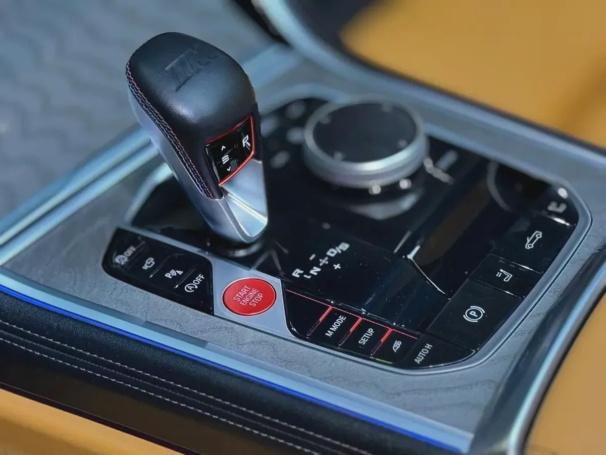 BMW M8 Competition Convertible 2023-9-9