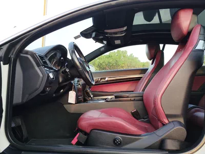 Mercedes Benz E250 STANDARD-12
