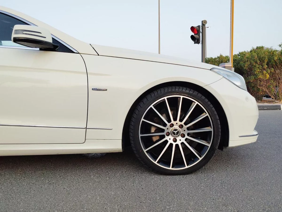 Mercedes Benz E250 STANDARD-9-0
