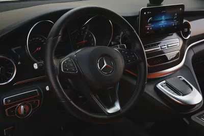 MERCEDES BENZ V CLASS 2022 - GCC - FULLY LOADED - V-LINE - AMAZING CONDITION-14