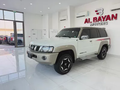 نيسان سوبر سفاري ابيض / زعفراني 2022 (خليجي)-1