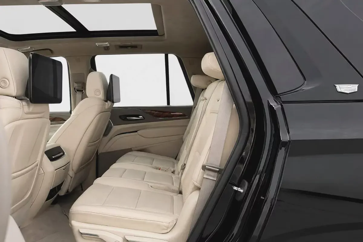 Cadillac Escalade Sport Platinum 2023 | GCC Specs | 2 Keys | AED 6,267 / Monthly-15-15