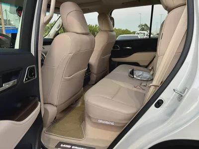 TOYOTA LAND CRUISER VXR 4.0 L MODEL 2026 BRAND NEW-16