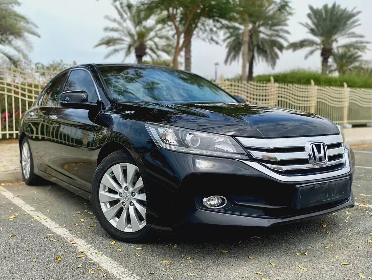 2015 HONDA ACCORD 2.4L FULL OPTION || GCC || ORIGINAL PAINT || FULL AGENCY SERVICE-1-1