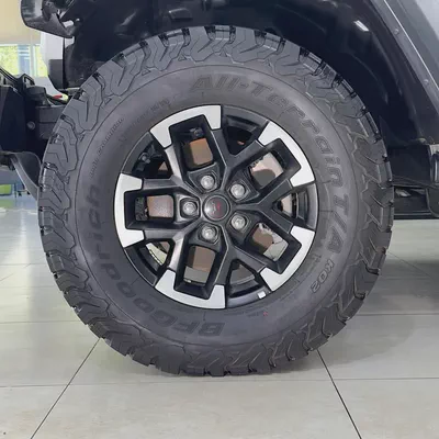 2025 Jeep Wrangler Rubicon V4-9
