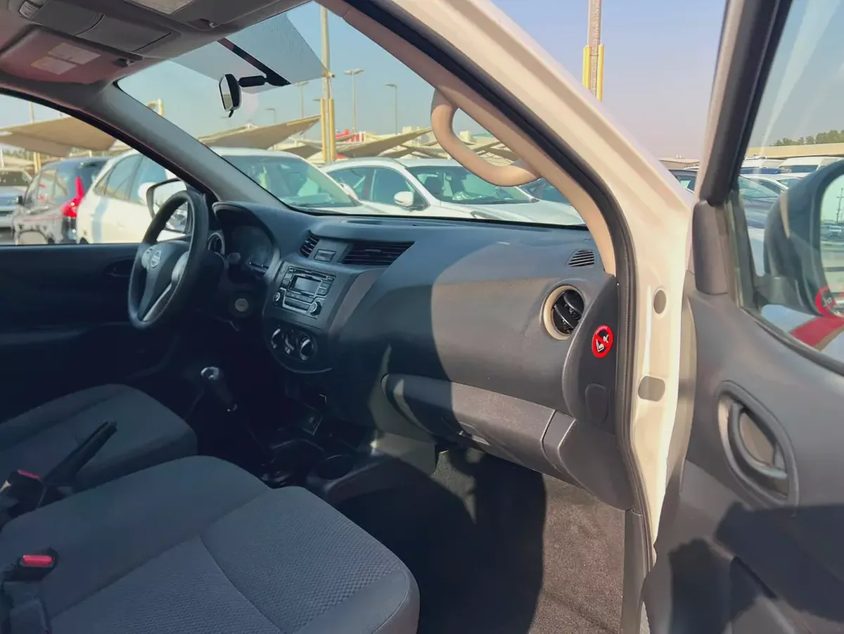 2022 Nissan Navara | Manual | 4X2 | GCC | Accident free | Ref#1087-8-8