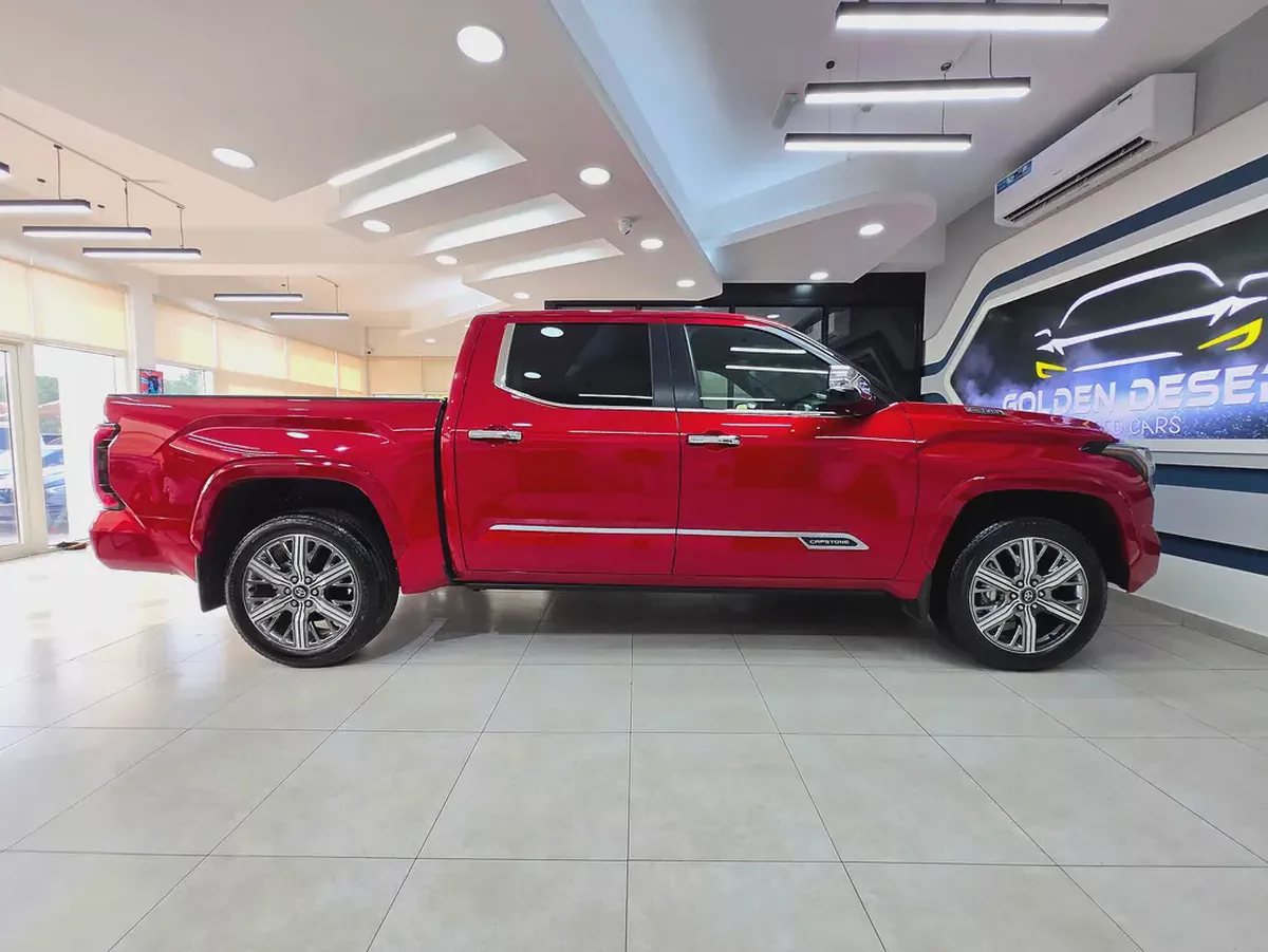 2025 Toyota Tundra Capstone hybrid-2-2