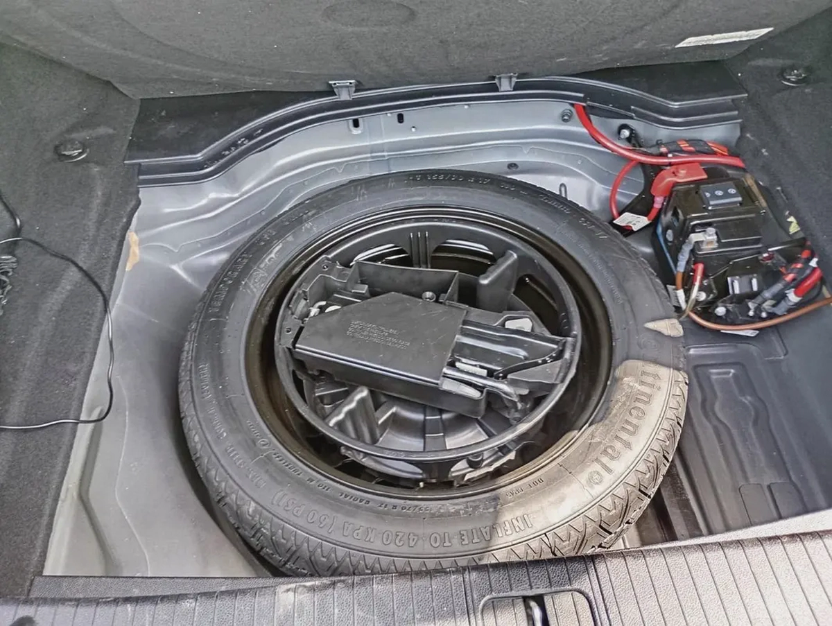 Mercedes-Benz E 300, 2014, Korean Specs-12-12