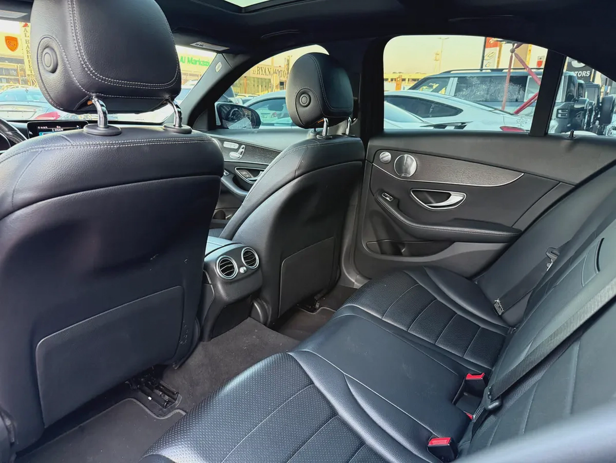 2019 Mercedes-Benz C-Class C300 American Specs-10-10