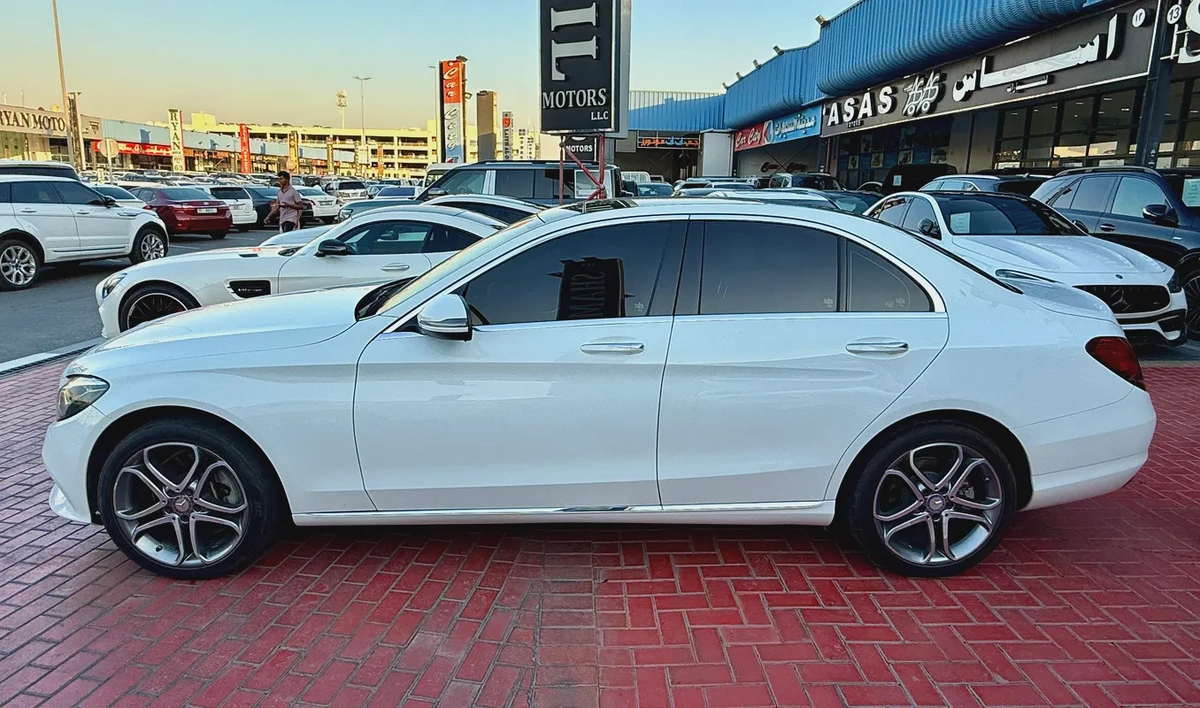2019 Mercedes-Benz C-Class C300 American Specs-12-12