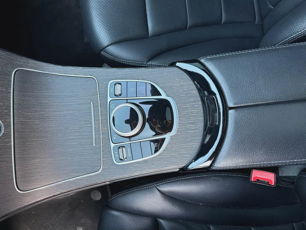 2019 Mercedes-Benz C-Class C300 American Specs-8-8
