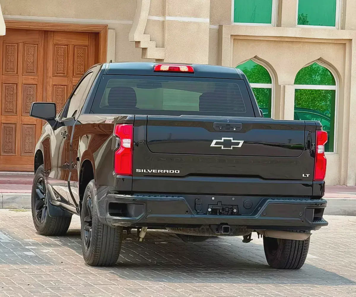 Chevrolet Silverado 2021 LT - GCC Specs - Excellent Condition-3-3